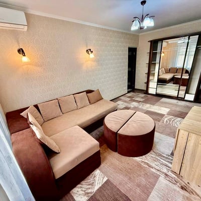 Rent of a comfortable furnished 2-room apartment, Botanica, Chișinău, Moldova